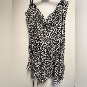 Vitamin A linen skirt / swim cover